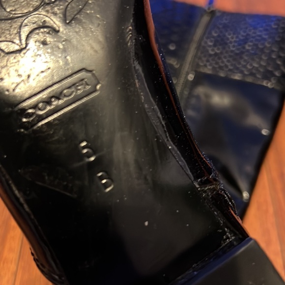 Coach Fiona patient leather size 5 boots! Worn four times! - Picture 5 of 11